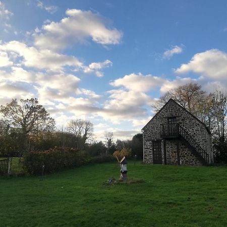 La Petite Boulangerie, chambre d'hôtes indépendante Vaubadon Esterno foto