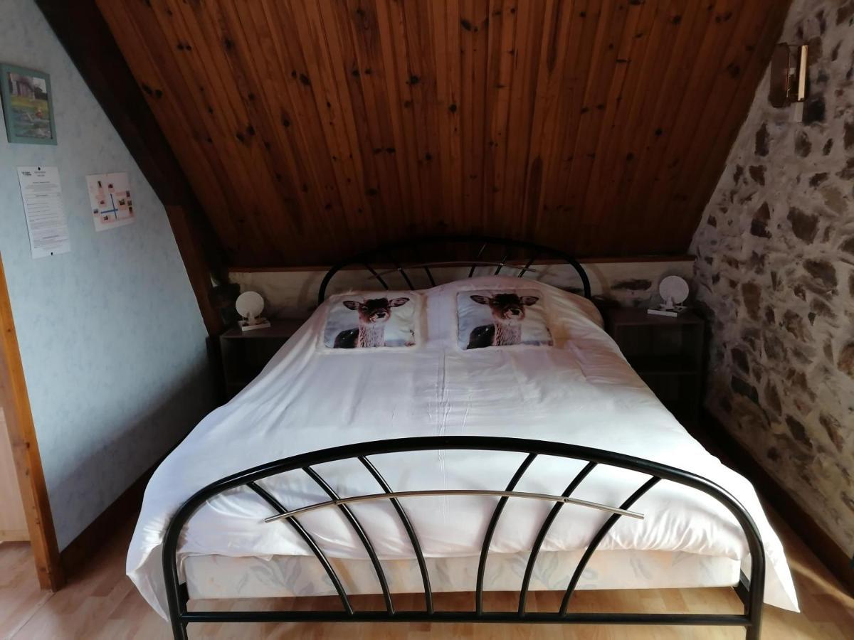 La Petite Boulangerie, chambre d'hôtes indépendante Vaubadon Esterno foto