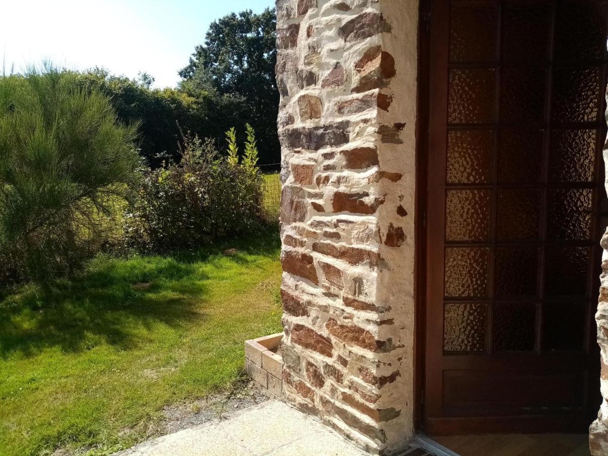 La Petite Boulangerie, chambre d'hôtes indépendante Vaubadon Esterno foto