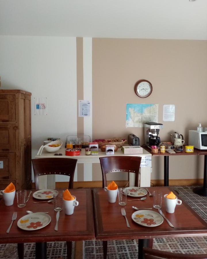 La Petite Boulangerie, chambre d'hôtes indépendante Vaubadon Esterno foto